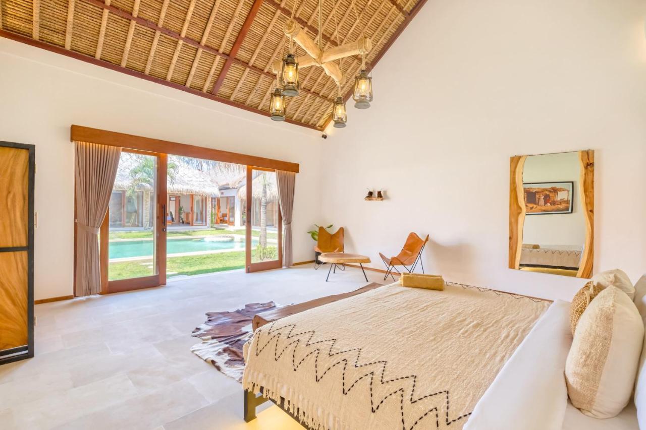 El Gaucho: Brand New 9bdr Prime Location Villa